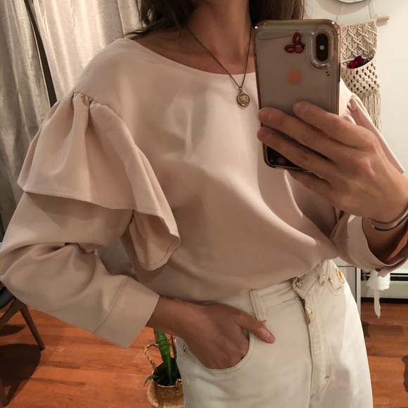 Pastel pink blouse with ruffles - Picture 4 of 10